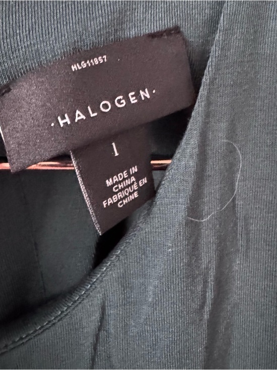 Halogen Teal Scoop Neck Sleeveless Scalloped Hem Tank - Teal - Picture 6 of 11